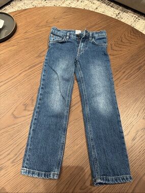 Boss Men’s Straight Jeans in Blue Wash